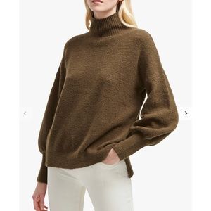 NWT French Connection Orla Flossy Sweater